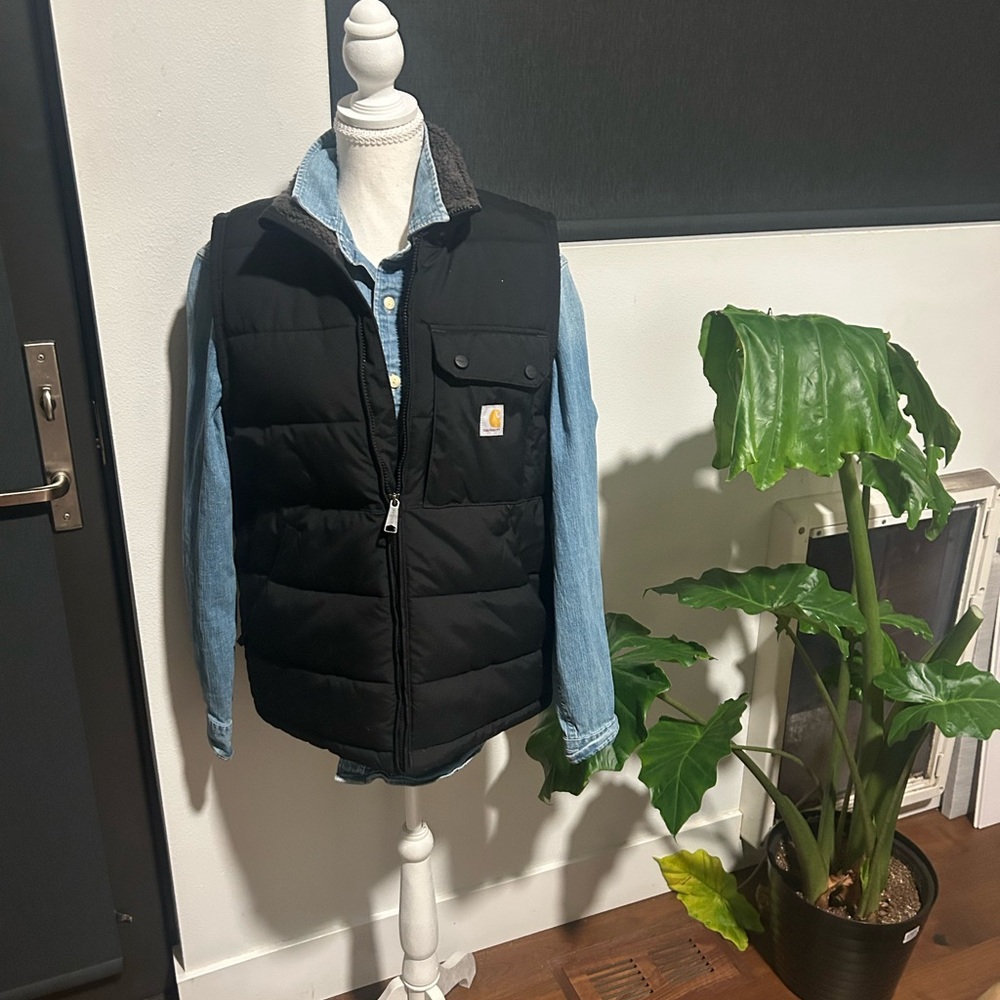 Cartier Black Puffer Vest for Women